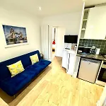 London Bridge Retreat